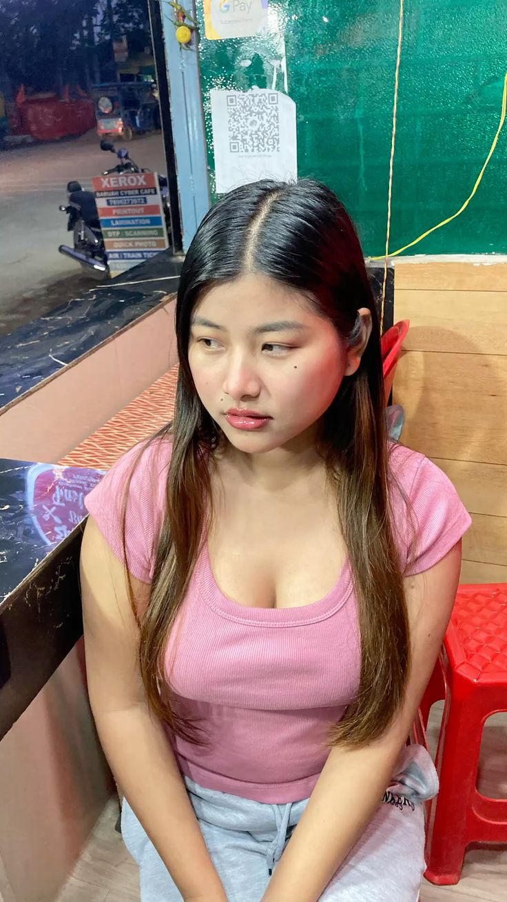 What is the meaning of “bocil”? – Question about Terbaru Viral Top Global Official Video Indo Terbaru 2025