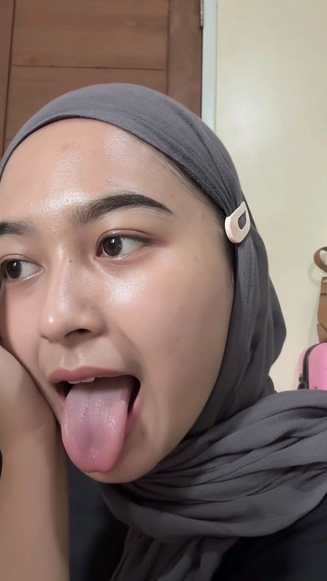 Video Lagi Viral, Video panas tanpa Sensor bikin greget Top Global Hijab