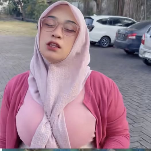Video Viral Abg Dapet Spill dari Bu Guru Salsa Rare Barang Montong 2025 Top Trending Indo Viral Yandex Global Terbaru