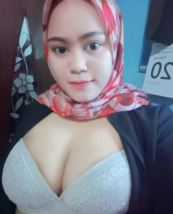 Top 10 Abg Smp Viral ABG Ibu Tiri di Kebun on Social Media in 2026 Cd Pink Ukhti Jilbab Masih Orisinil Belajar Wiwik Bareng Kakak Sma New of All Time Trending Video Viral Family